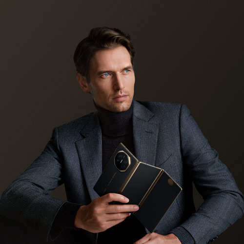 HUAWEI Mate XT ULTIMATE DESIGN (16GB+512GB)